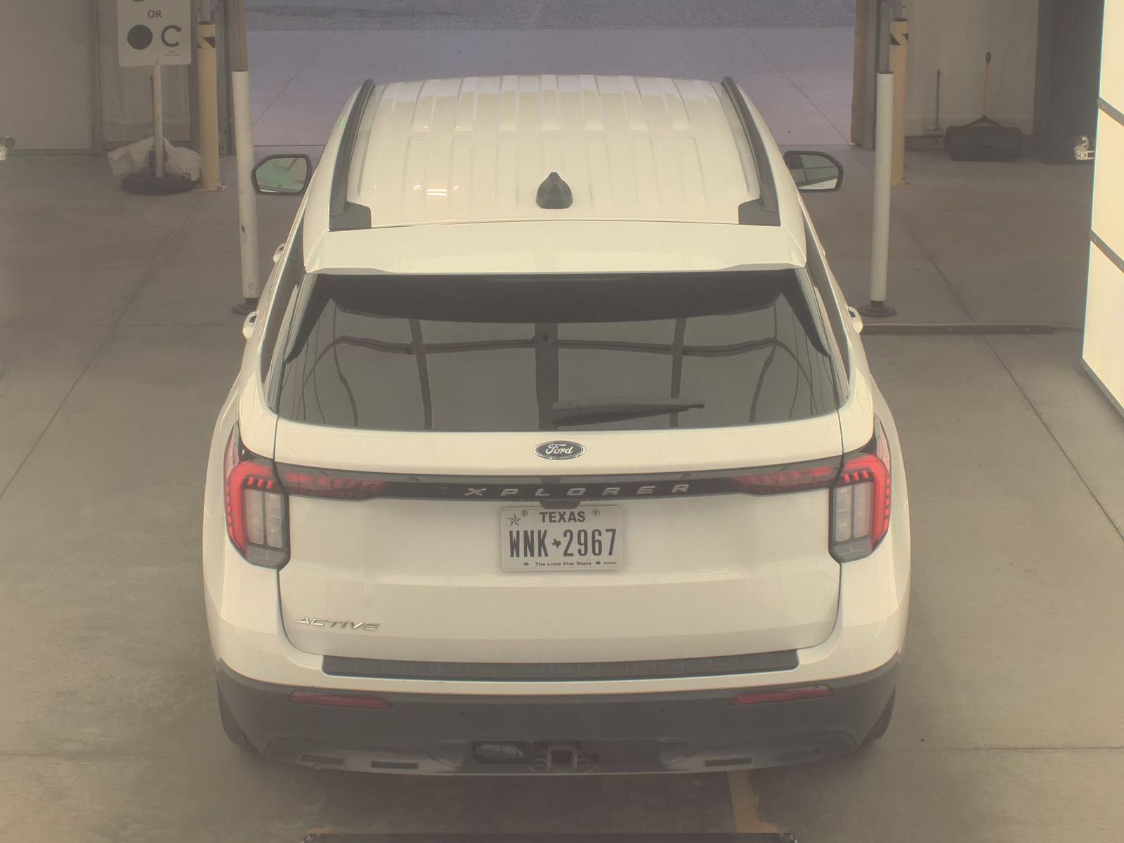 FORD EXPLORER - 7