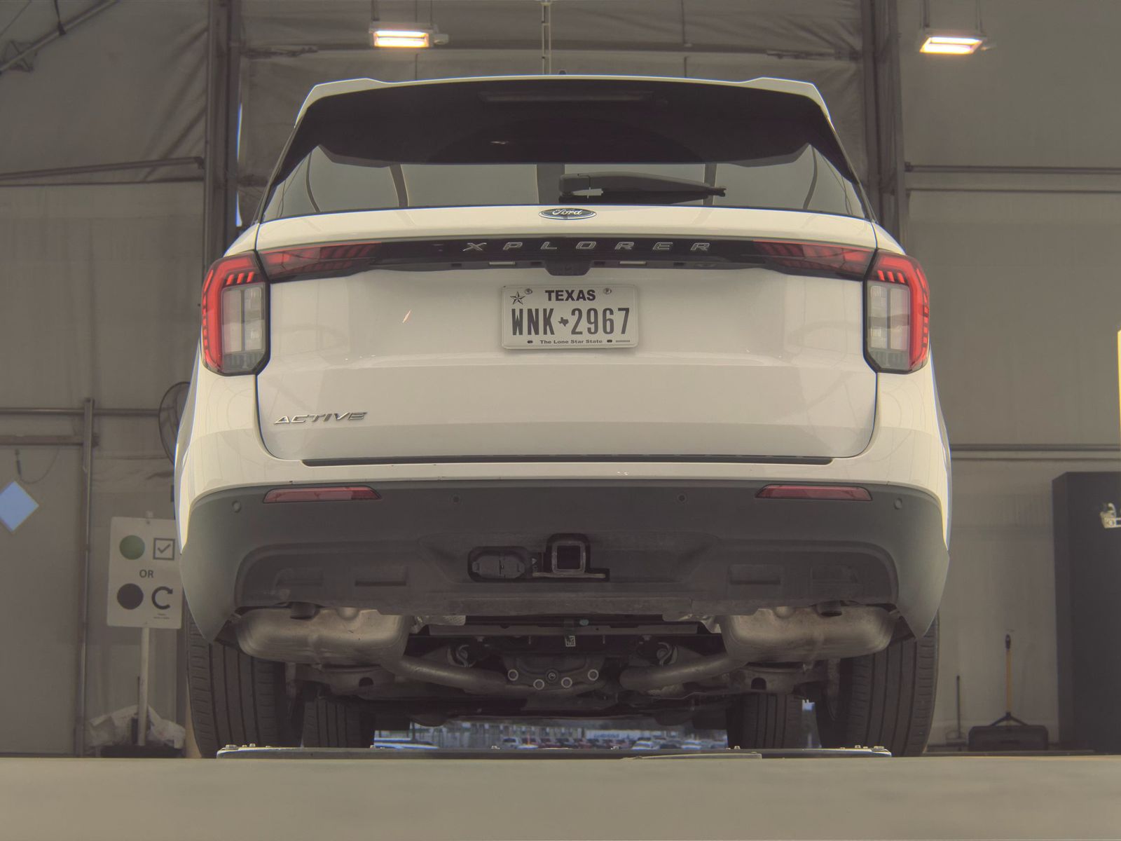 FORD EXPLORER - 8