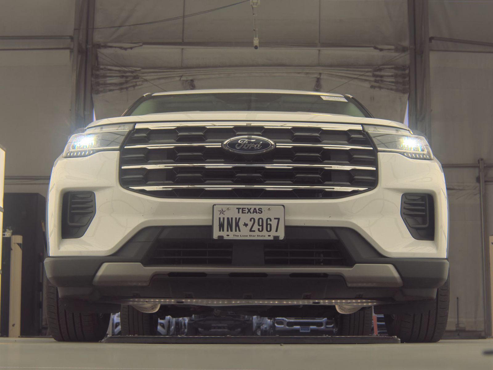 FORD EXPLORER - 4