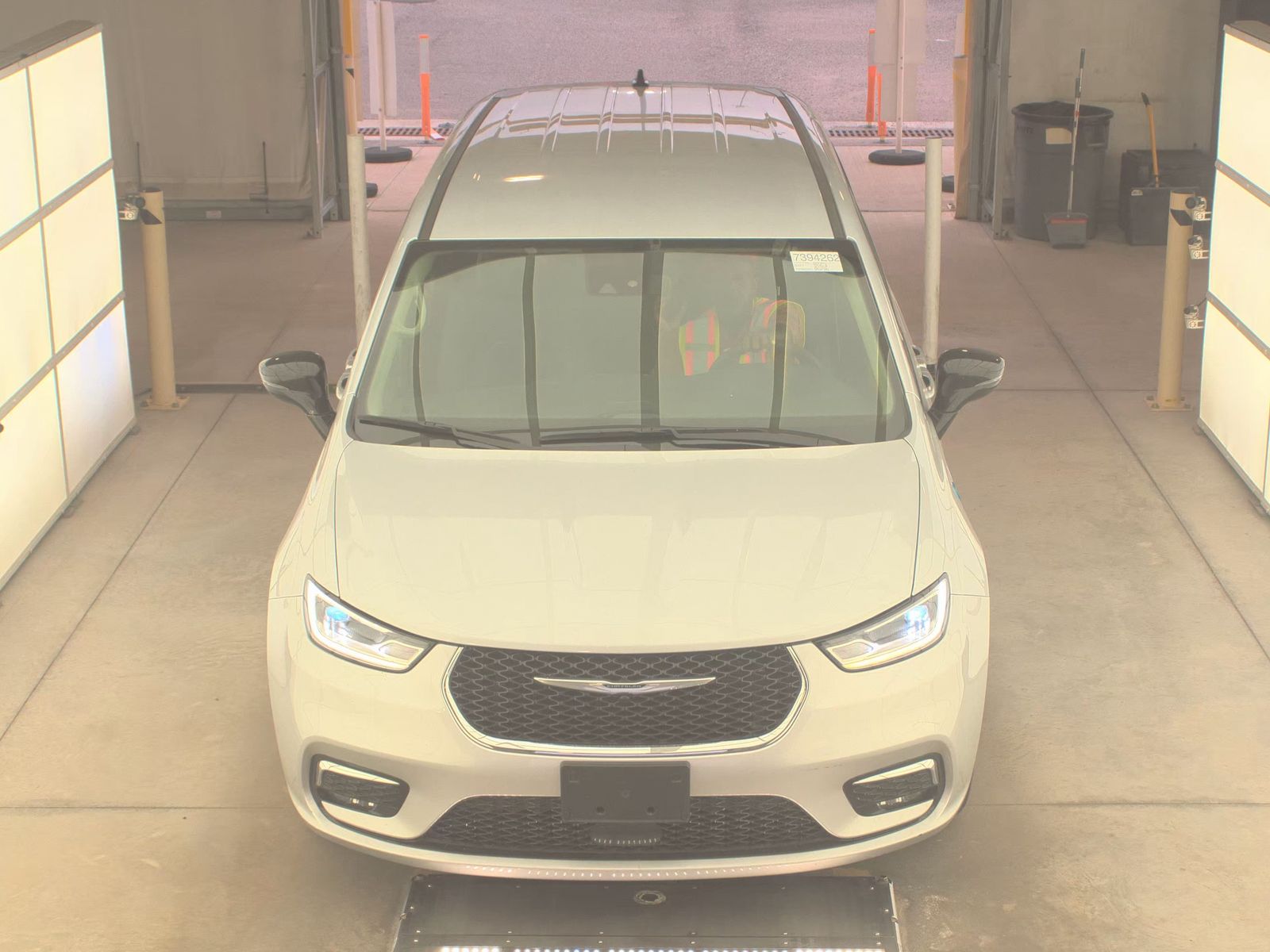 2024 Chrysler Pacifica Hybrid Select FWD
