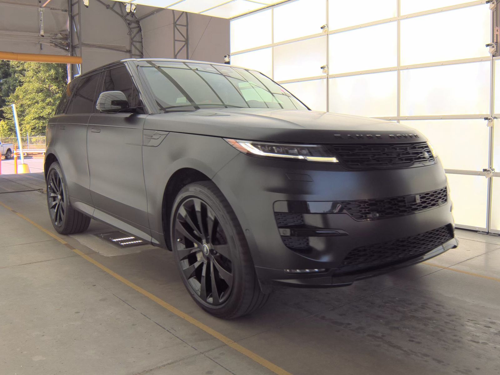 2025 Land Rover Range Rover Sport Plug-In Hybrid Dynamic SE AWD
