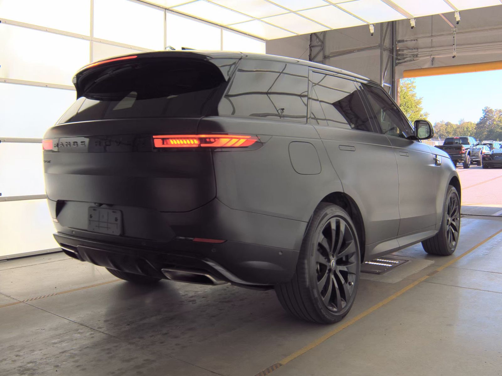 2025 Land Rover Range Rover Sport Plug-In Hybrid Dynamic SE AWD