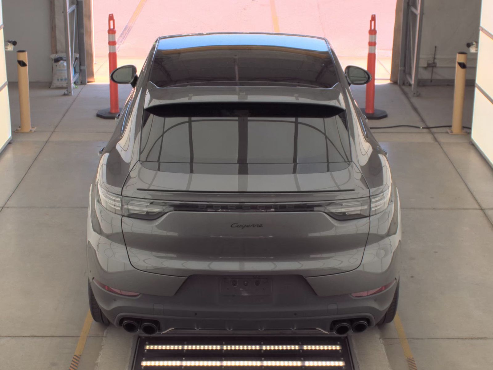 PORSCHE CAYENNE - 7