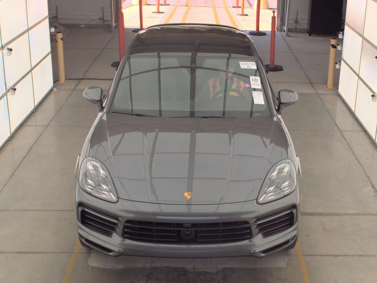 PORSCHE CAYENNE - 3
