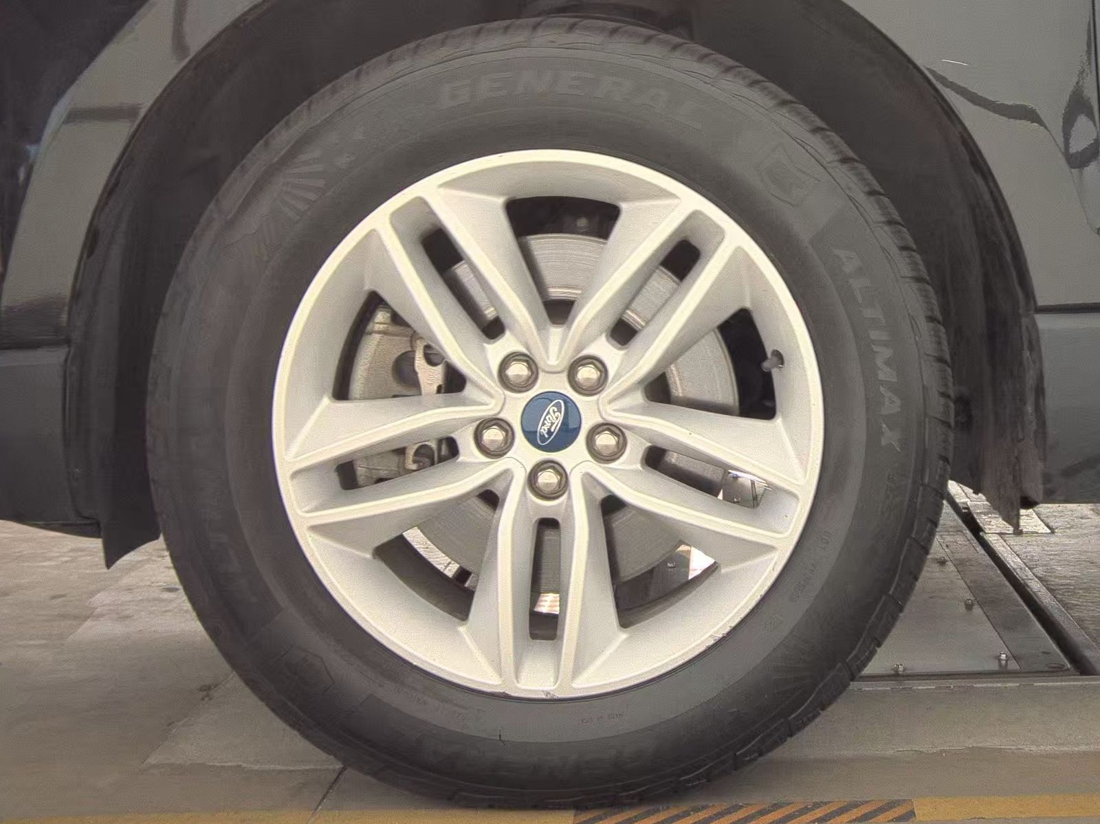 FORD EDGE - 10