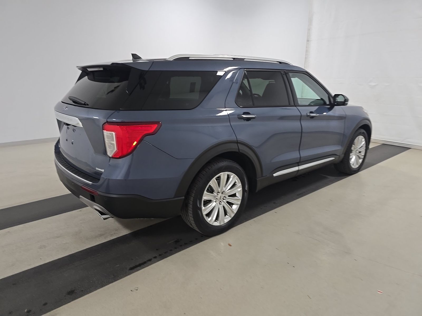 FORD EXPLORER - 5