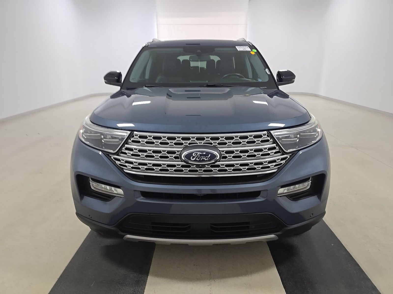 FORD EXPLORER - 3