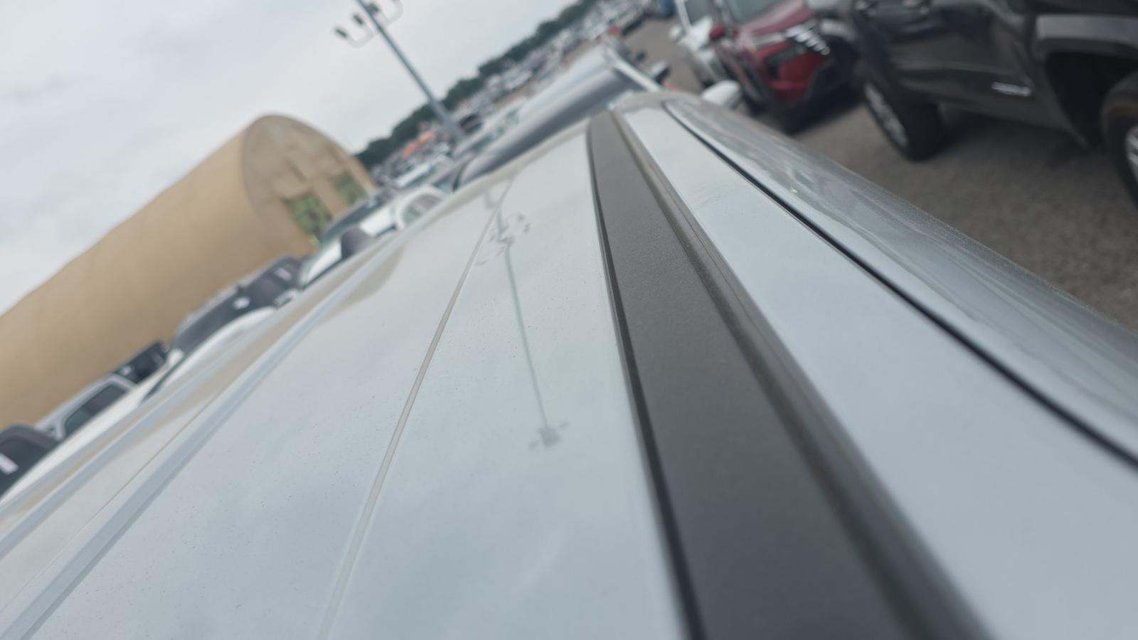 2024 Chrysler Pacifica Hybrid Select FWD