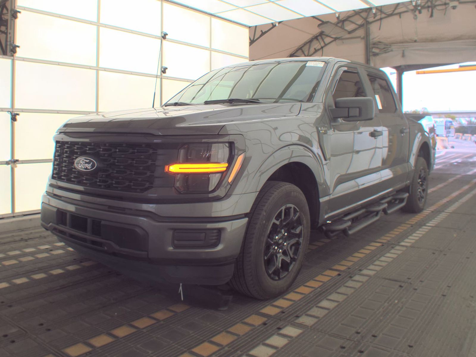 2025 Ford F-150 STX FWD