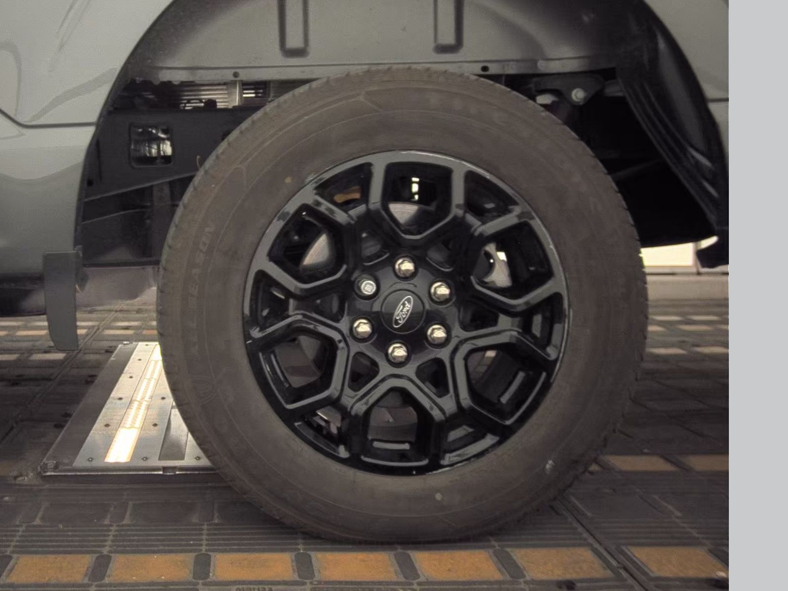 2025 Ford F-150 STX FWD