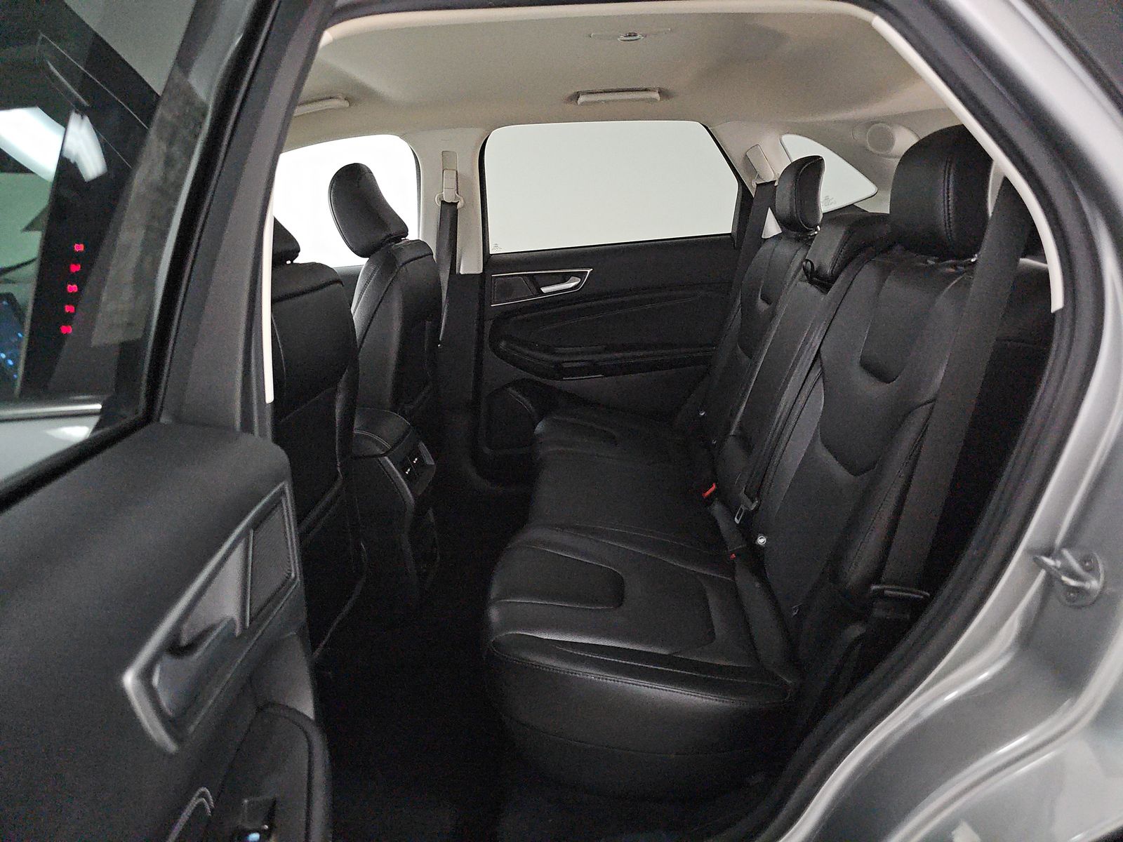 2022 Ford Edge Titanium AWD