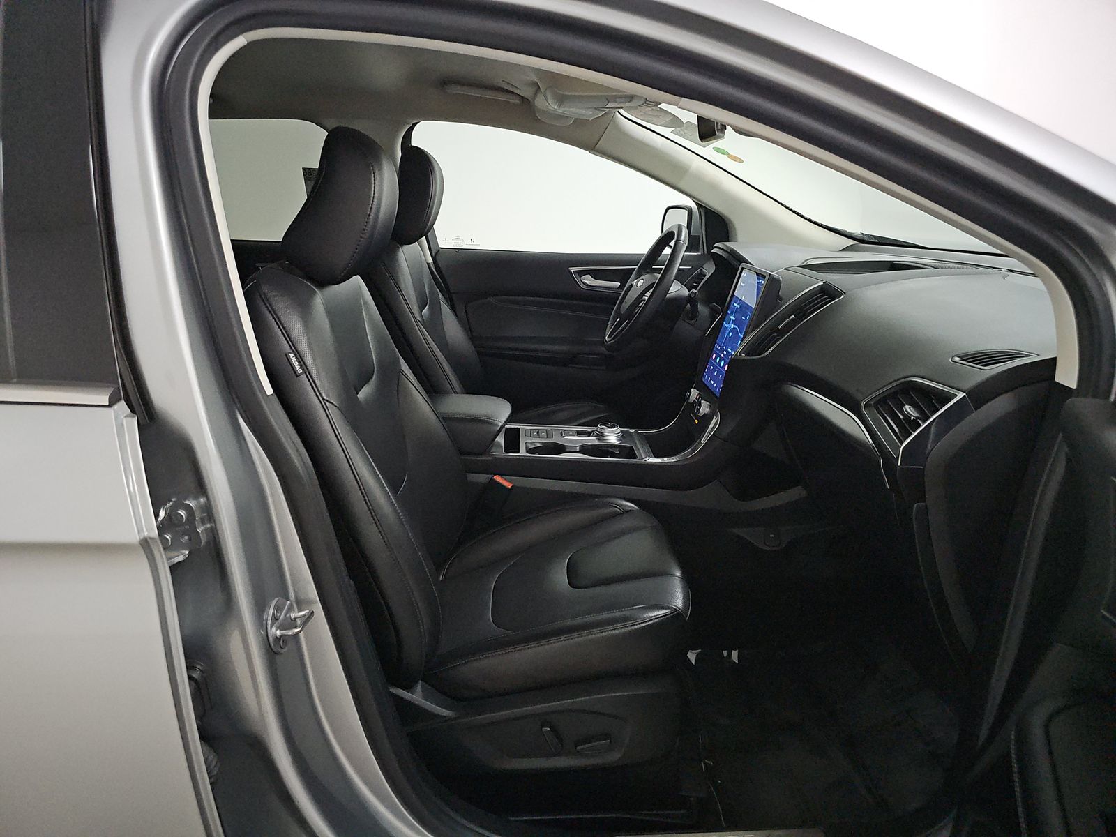 2022 Ford Edge Titanium AWD