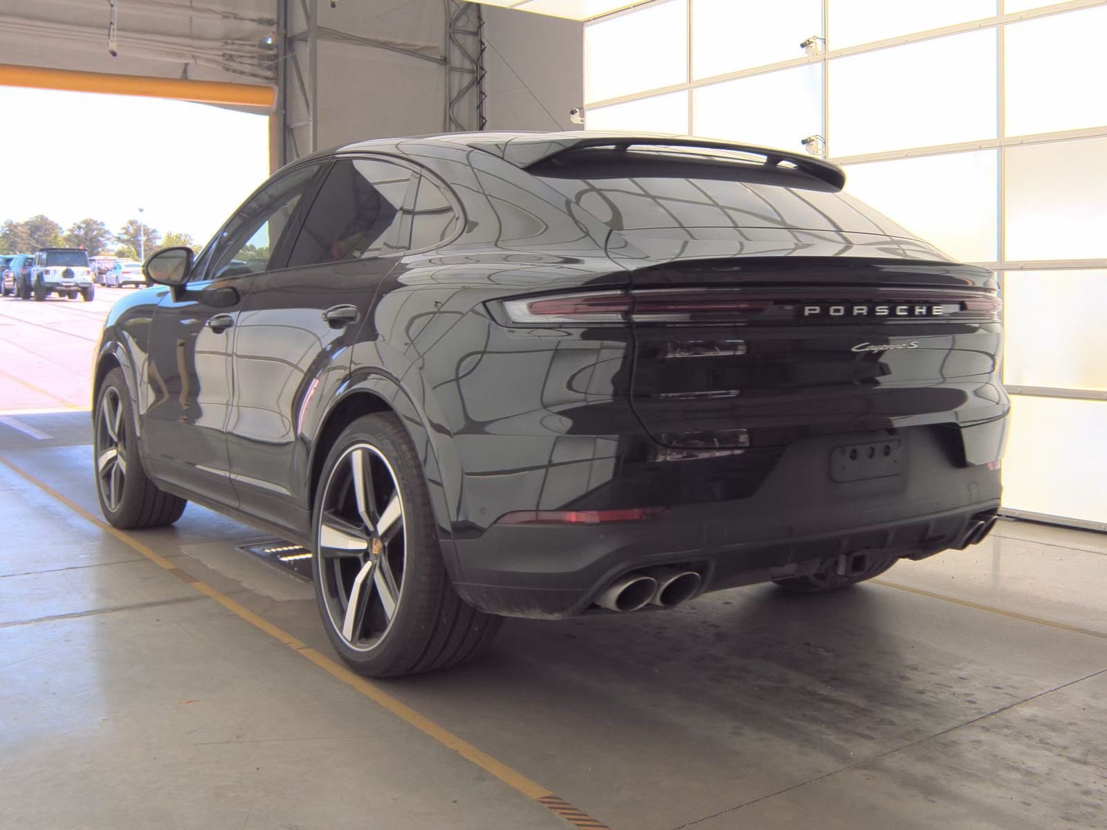 PORSCHE CAYENNE - 9
