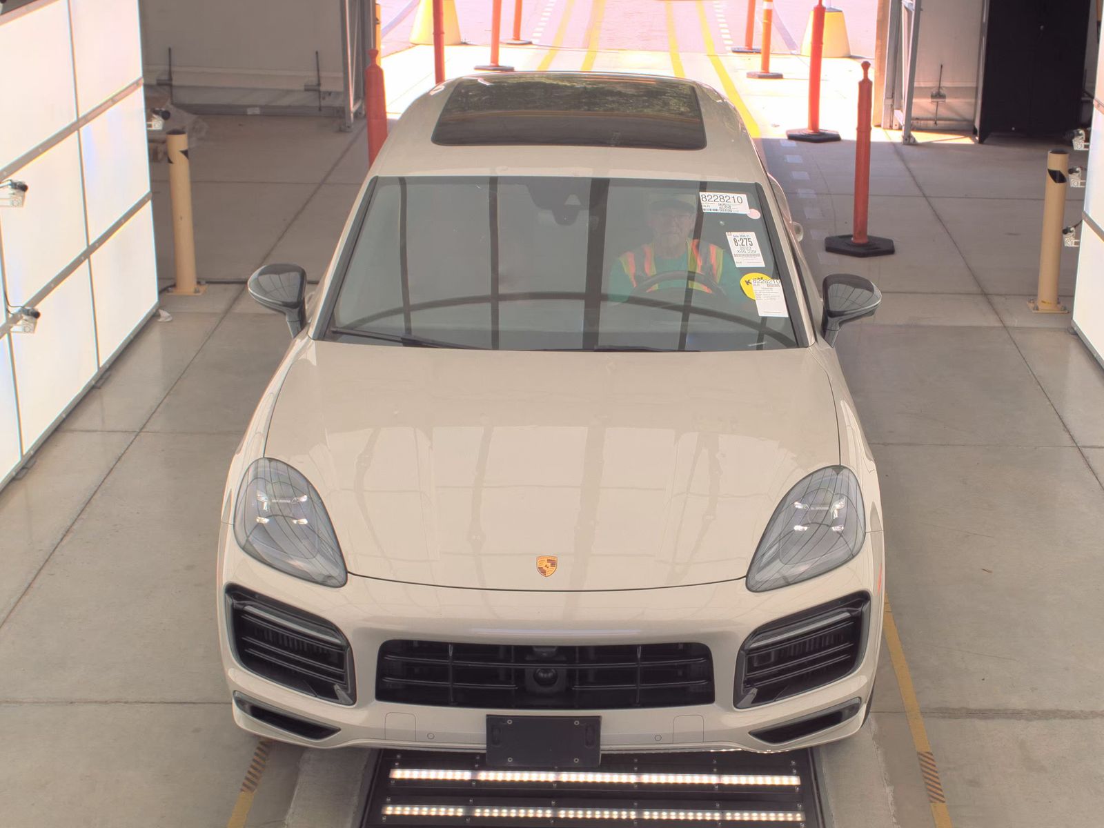 PORSCHE CAYENNE - 3