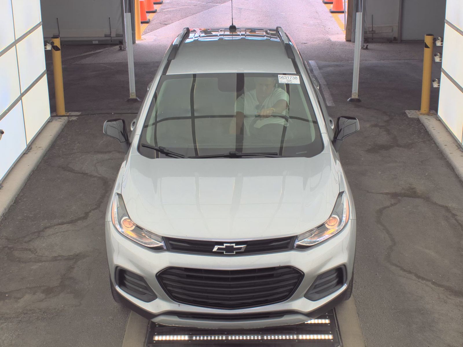 CHEVROLET TRAX - 3
