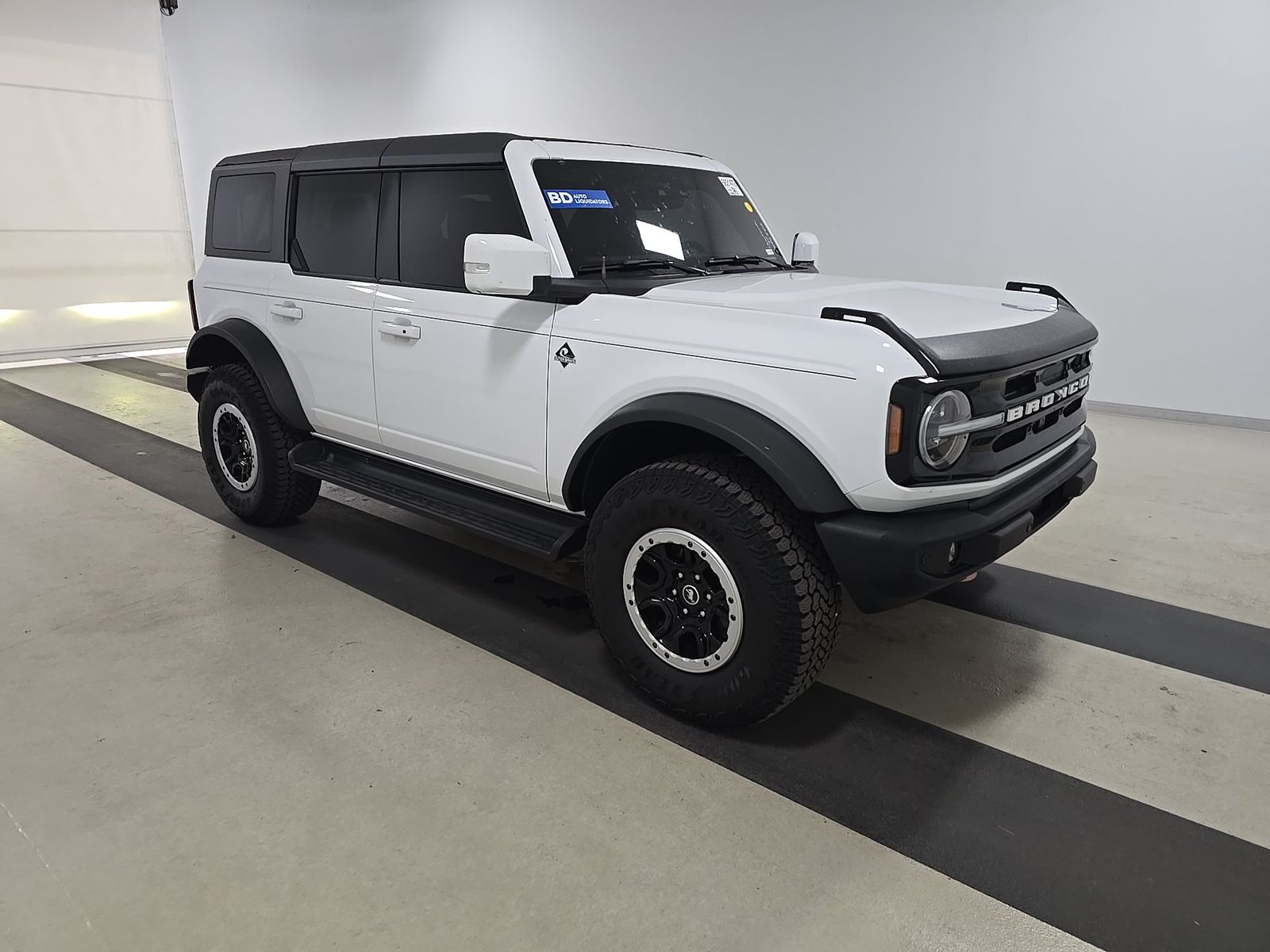 FORD BRONCO - 4