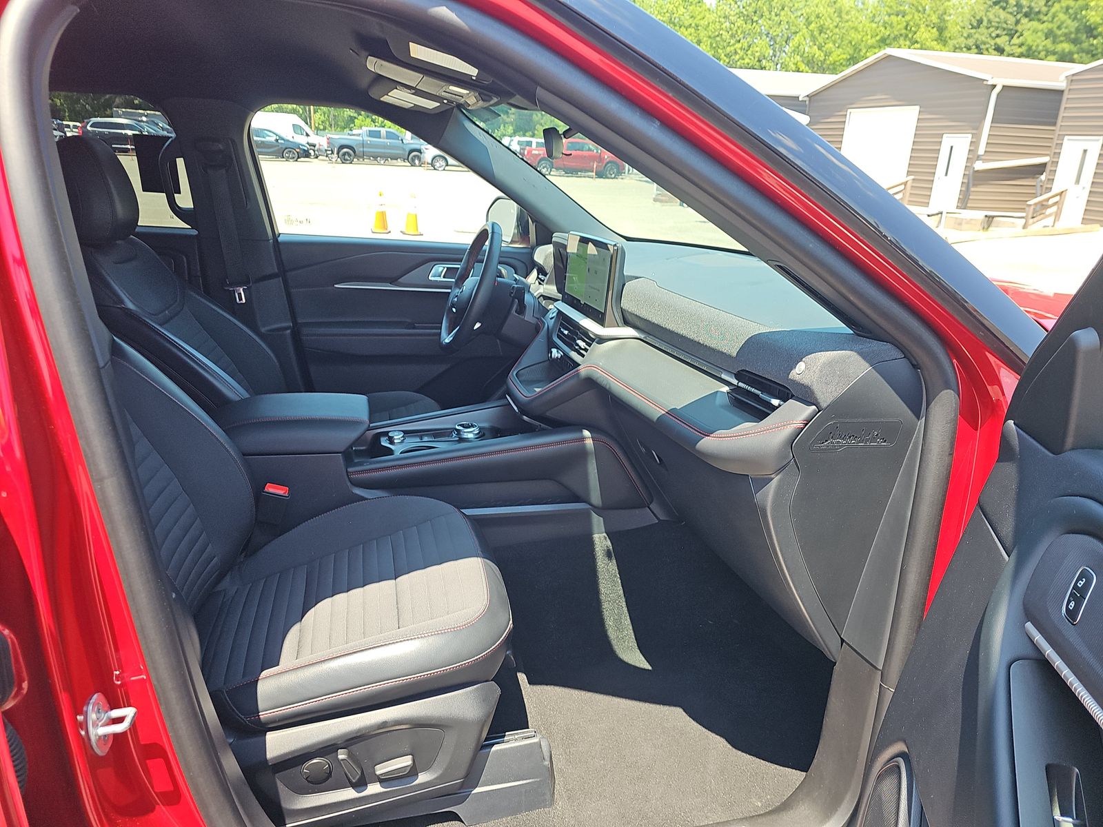 FORD EXPLORER - 9