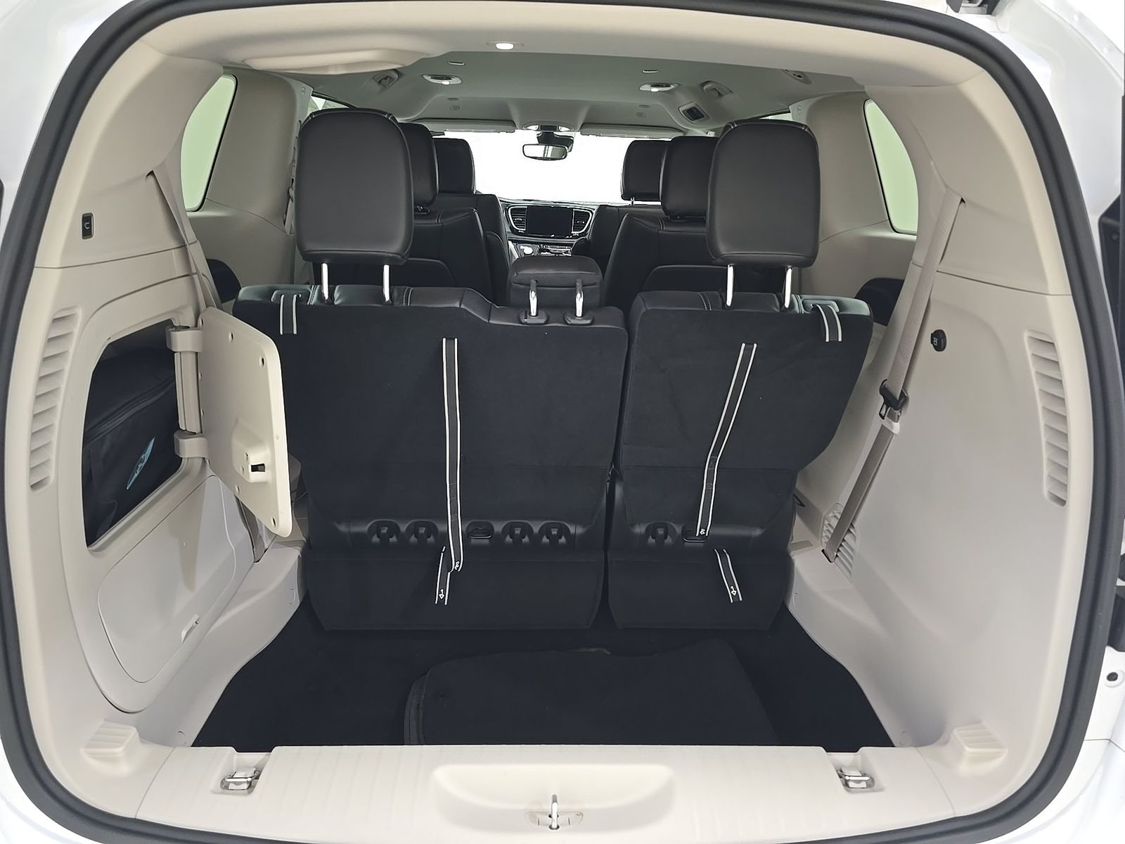 2024 Chrysler Pacifica Hybrid Select FWD