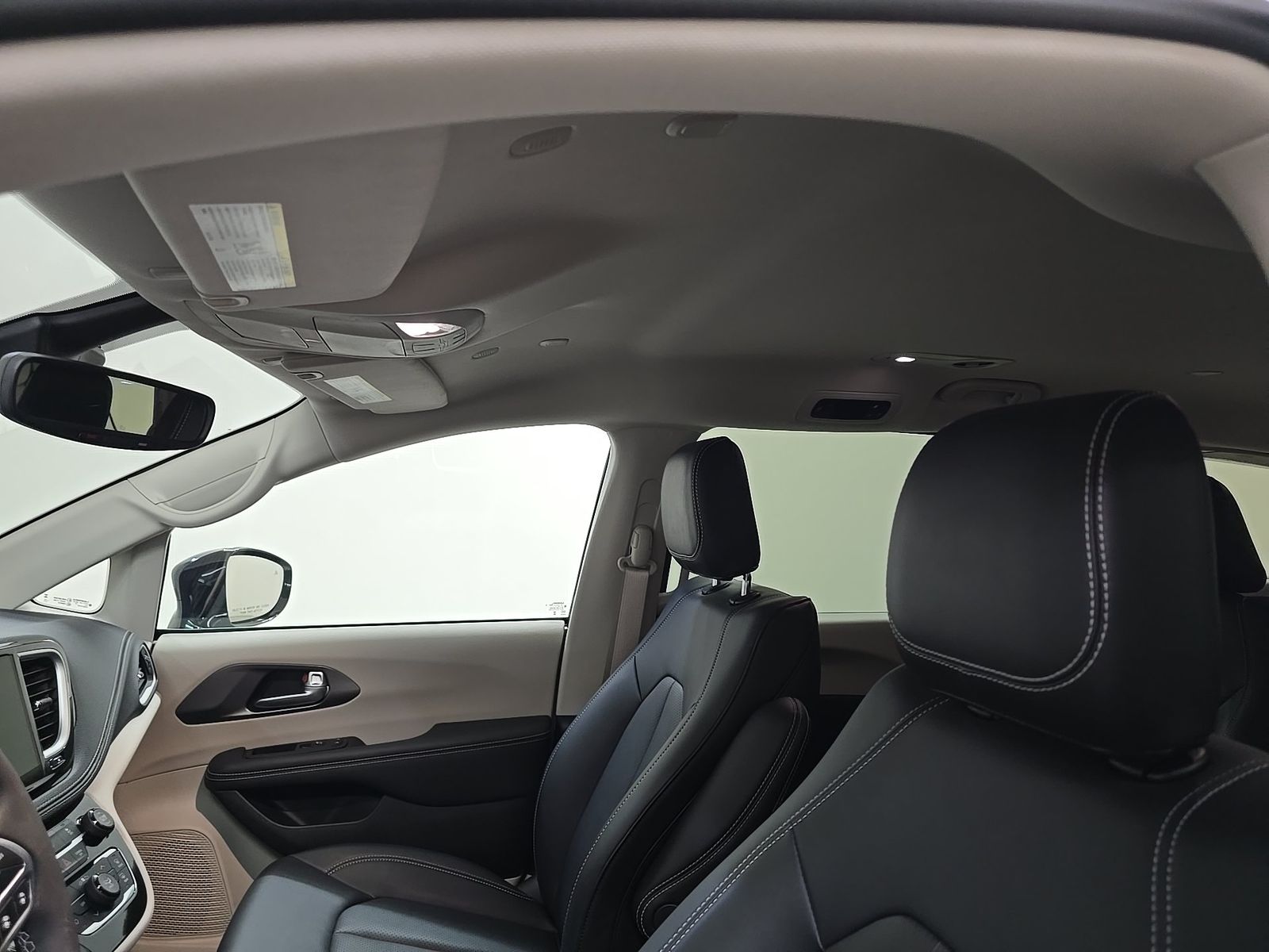 2024 Chrysler Pacifica Hybrid Select FWD