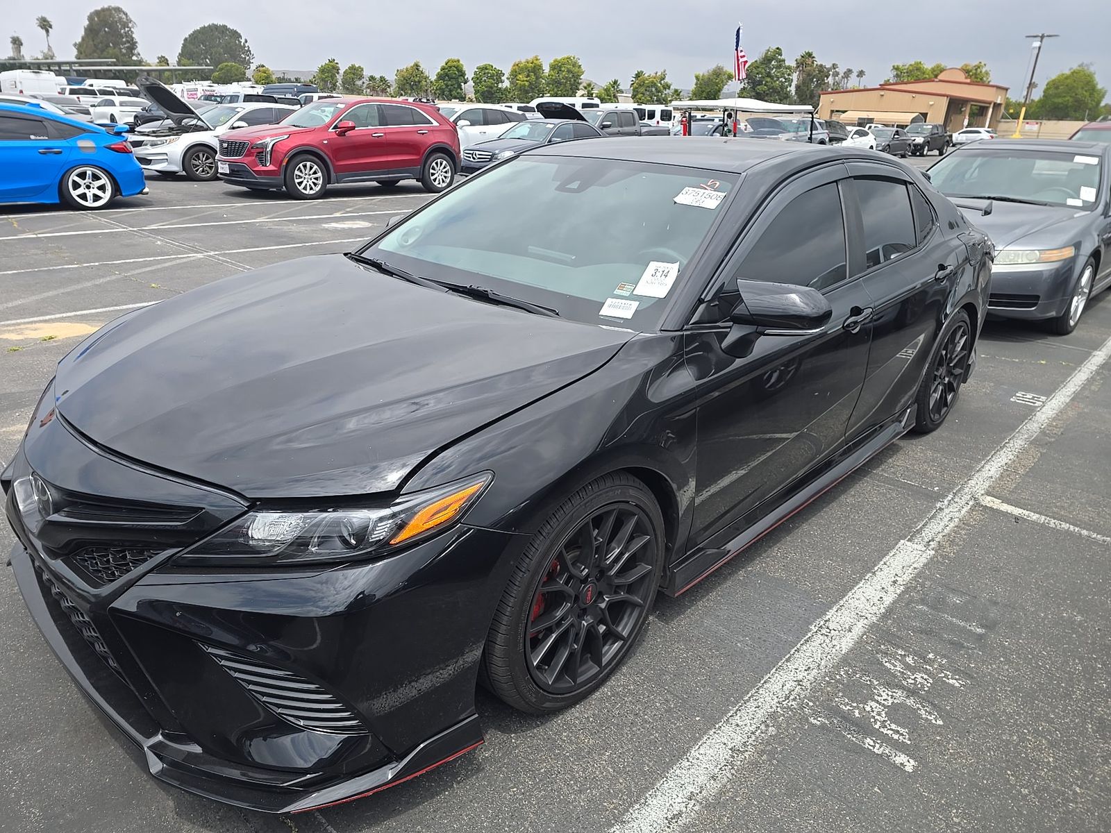 TOYOTA CAMRY - 1