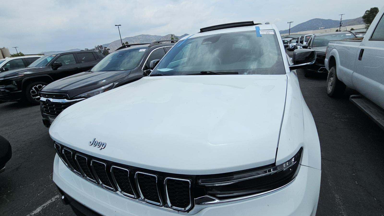 2023 Jeep Grand Cherokee L Overland AWD