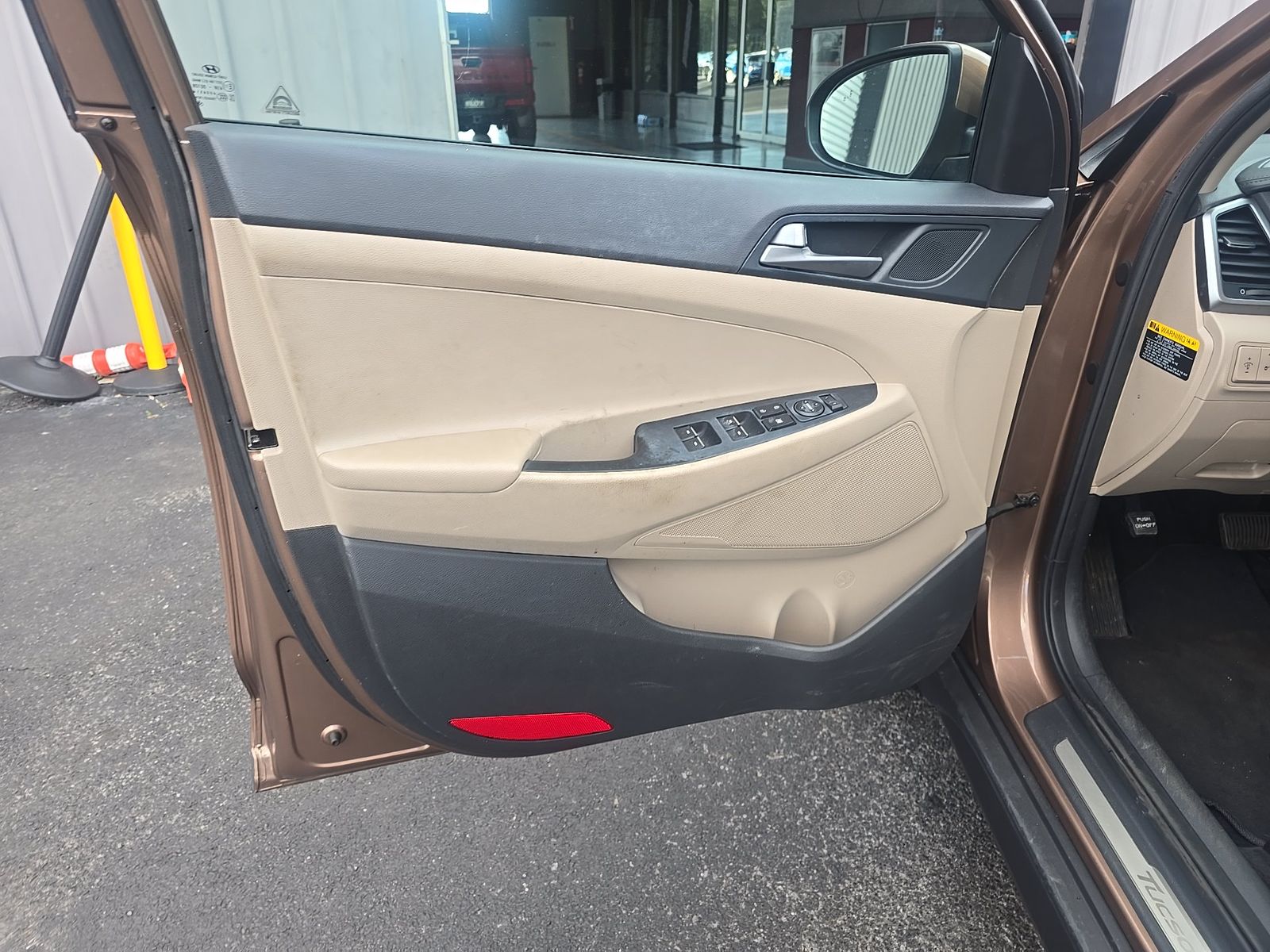 HYUNDAI TUCSON - 10