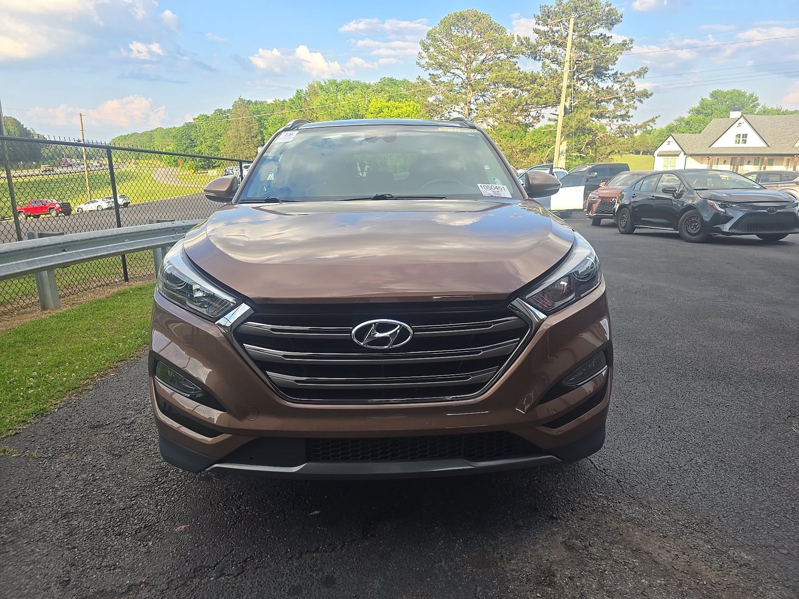HYUNDAI TUCSON - 3