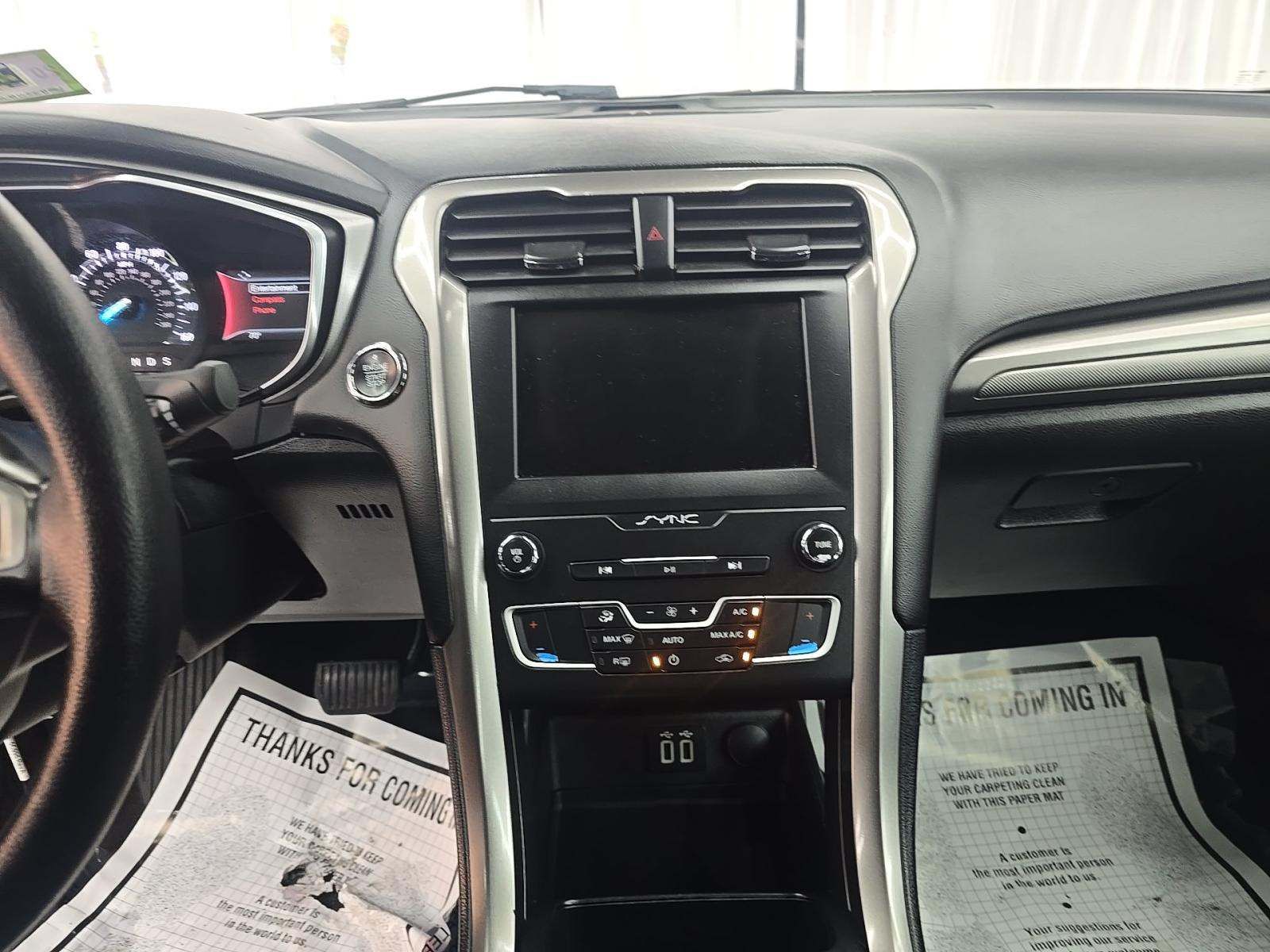 FORD FUSION - 9