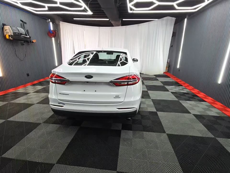 FORD FUSION - 6