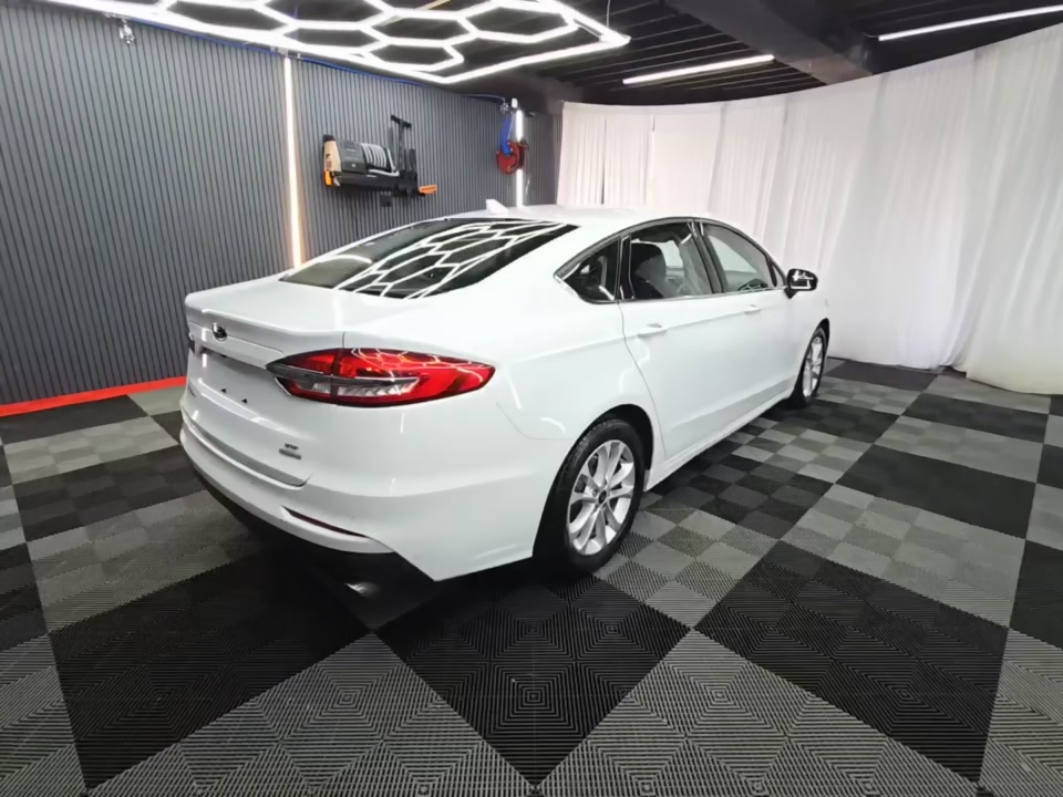 FORD FUSION - 5