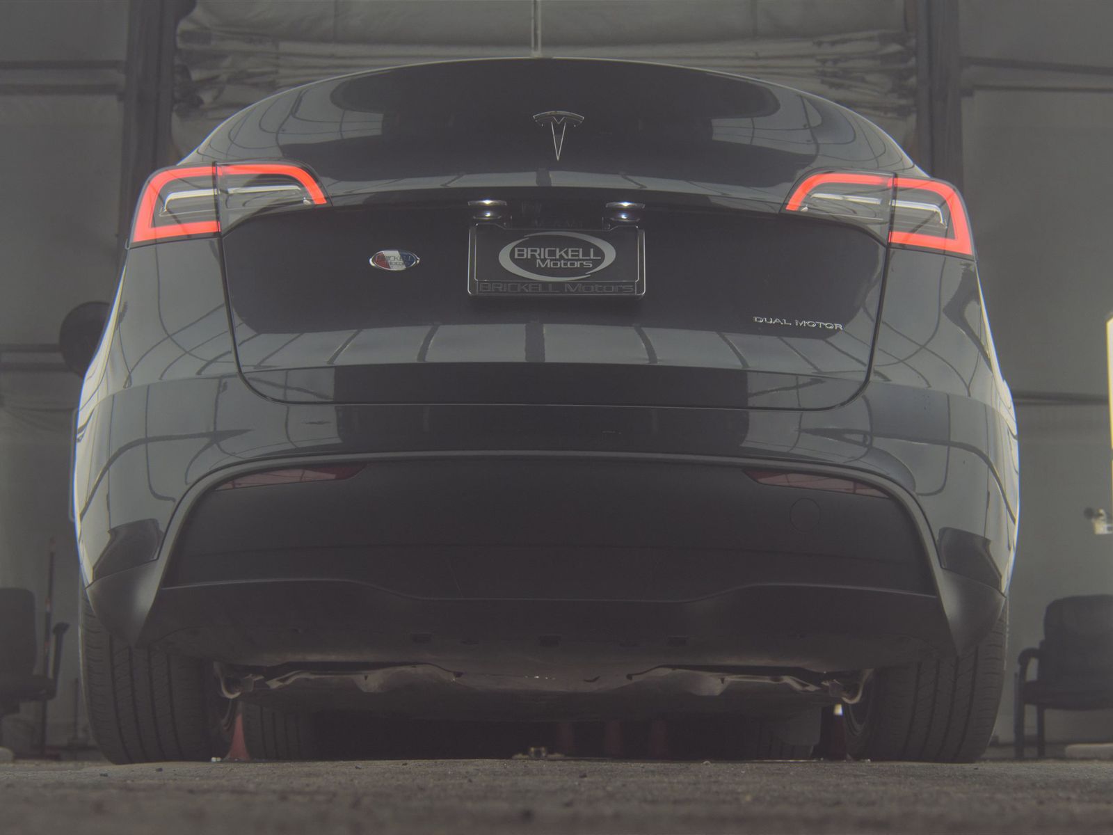 TESLA MODEL Y - 8