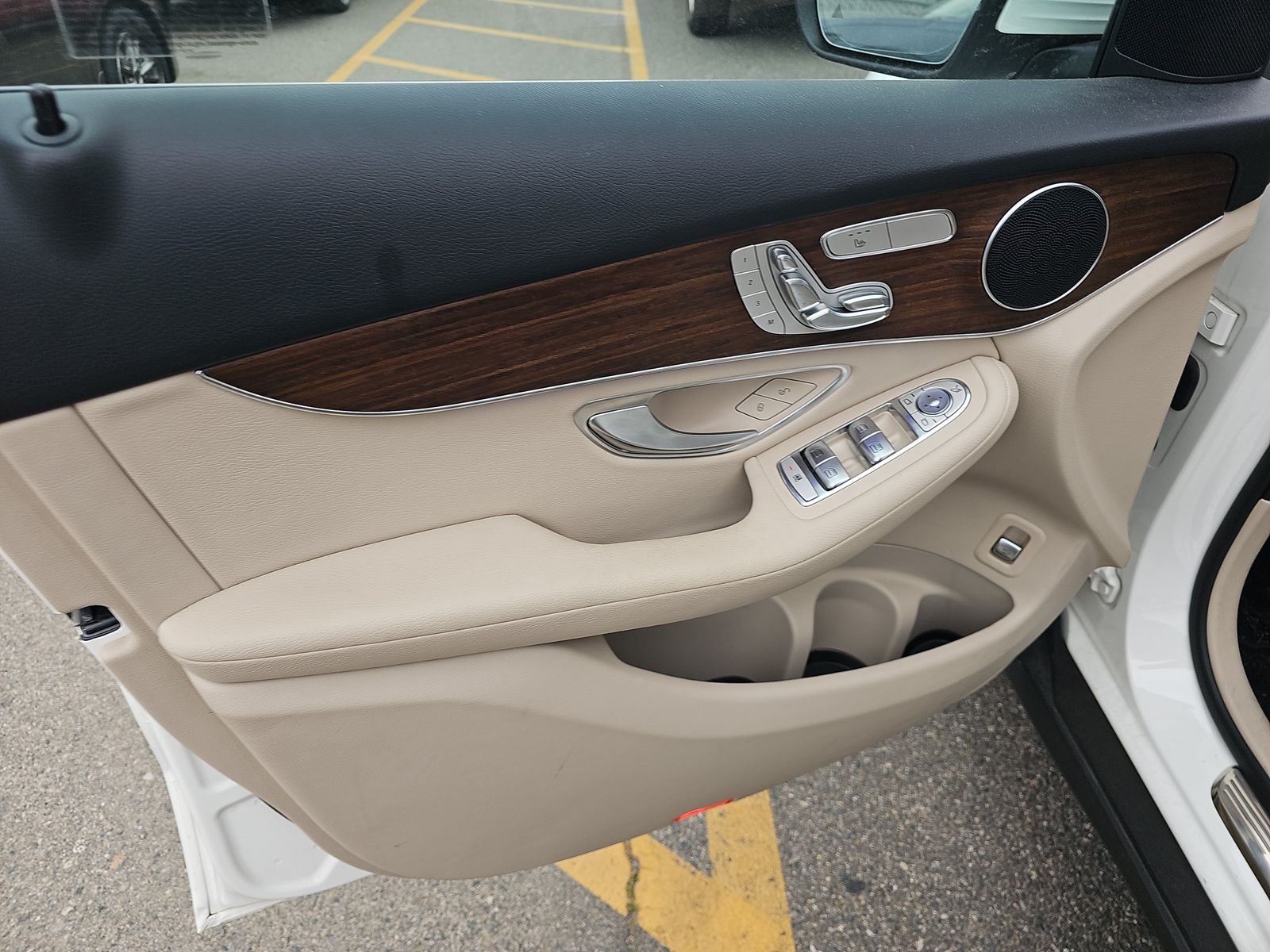 2022 Mercedes-Benz GLC GLC 300 AWD