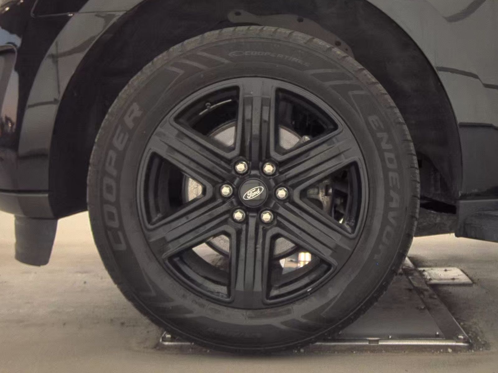 FORD EXPEDITION - 10