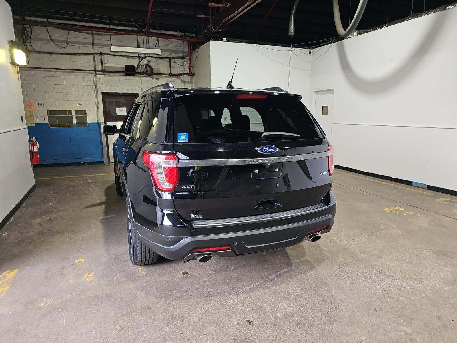 FORD EXPLORER - 4