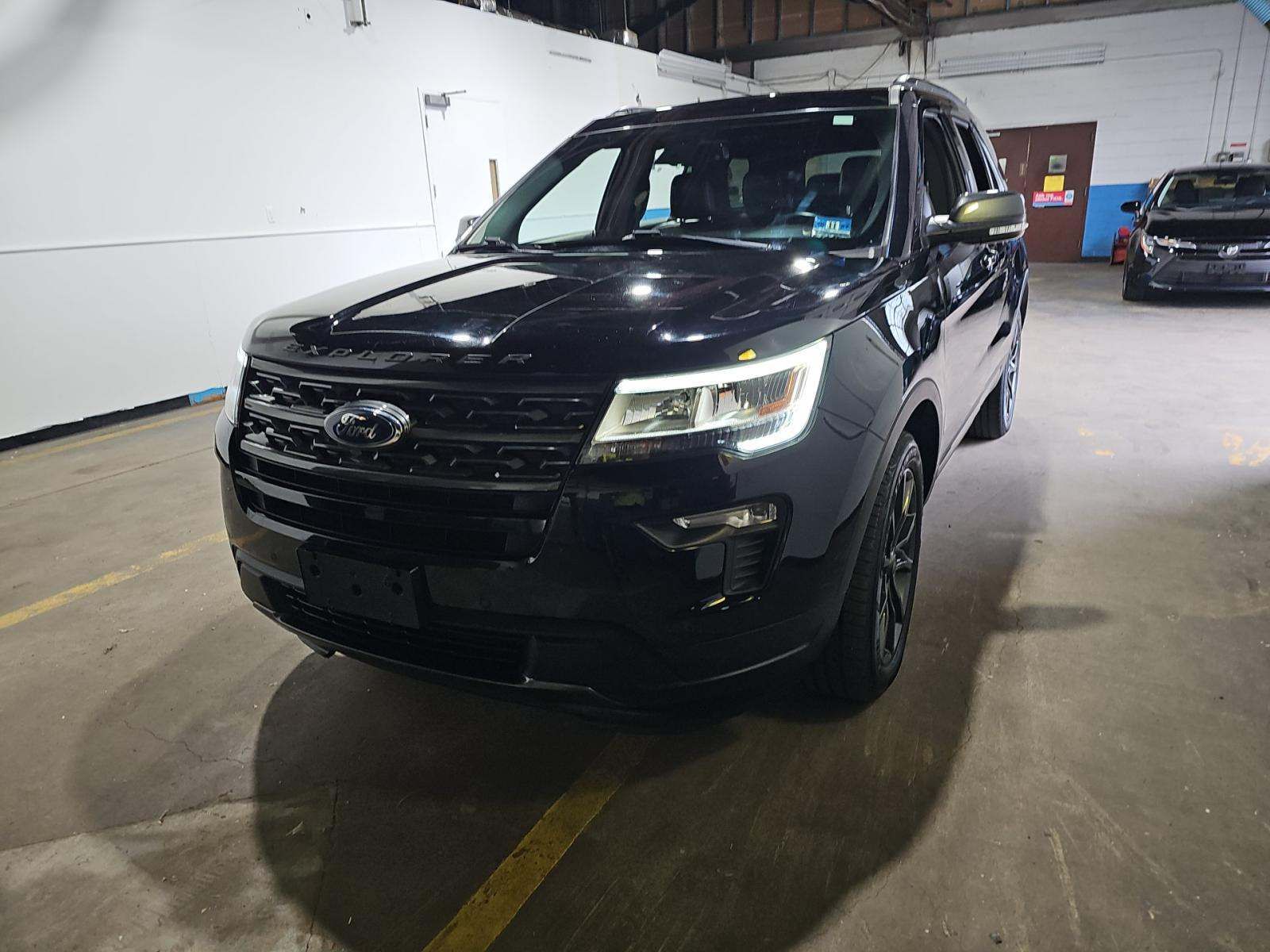 FORD EXPLORER - 1