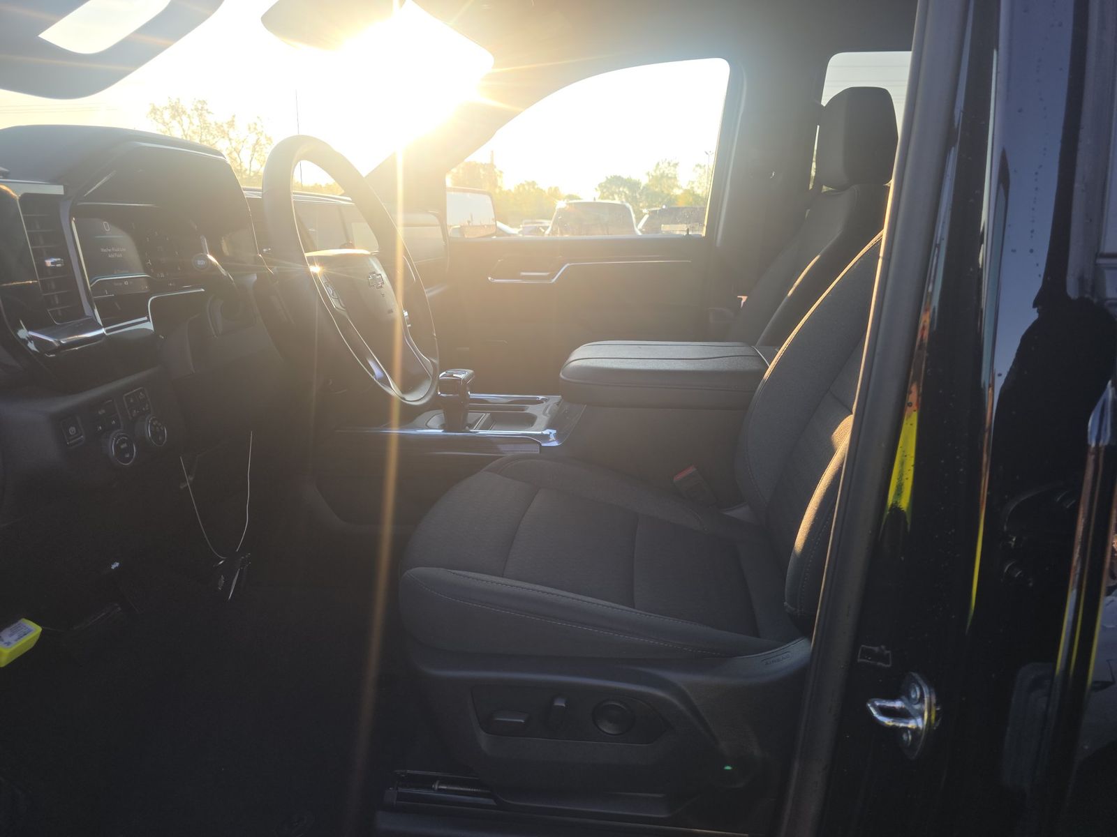 2024 Chevrolet Silverado 1500 RST AWD