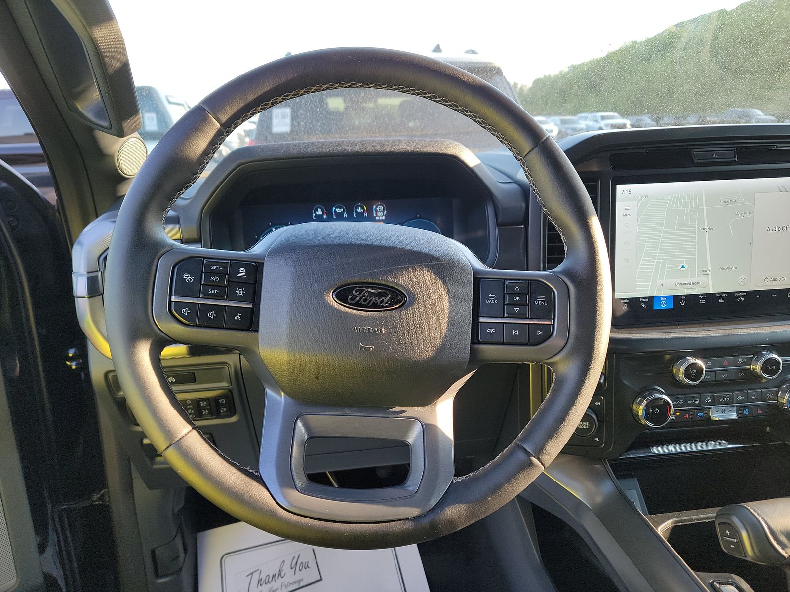 2025 Ford F-150 Lariat AWD