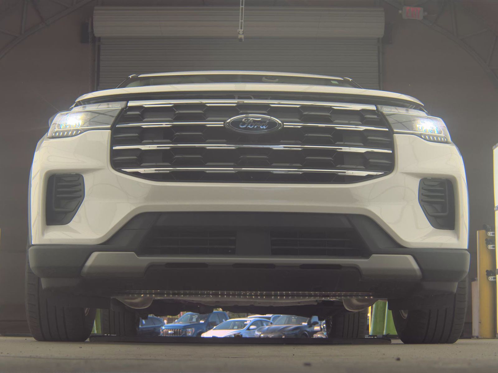 FORD EXPLORER - 4