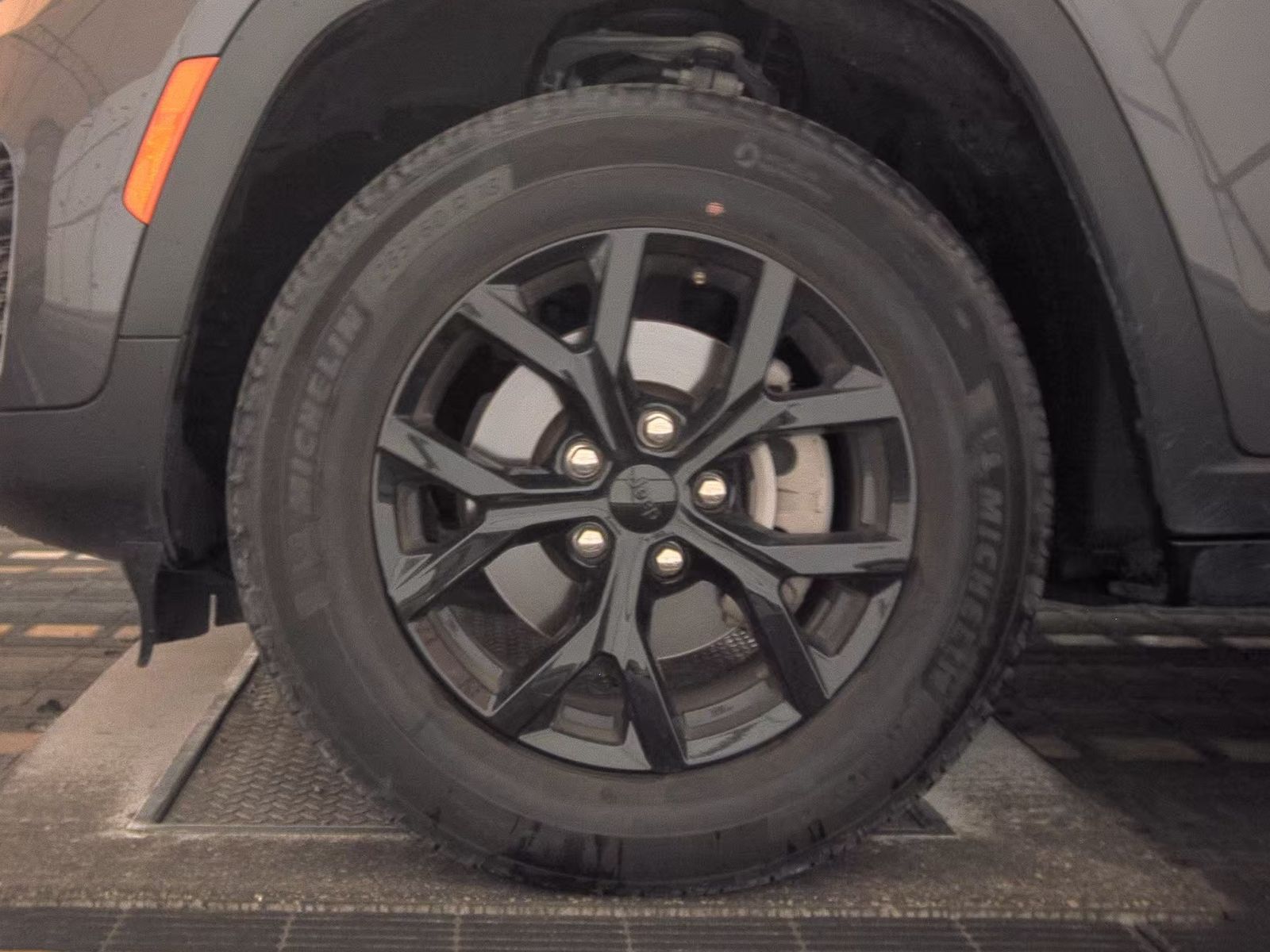 2024 Jeep Grand Cherokee Altitude RWD