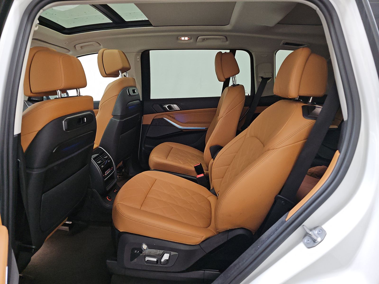 2023 BMW X7 xDrive40i AWD