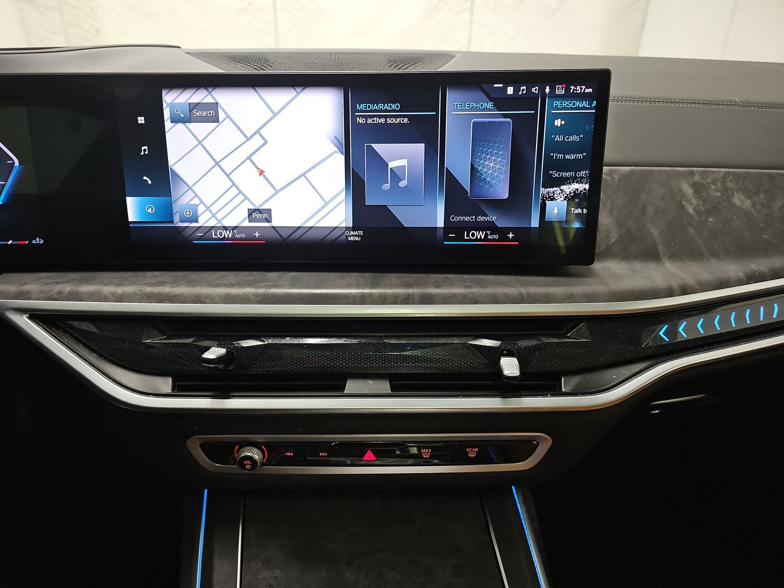 2023 BMW X7 xDrive40i AWD