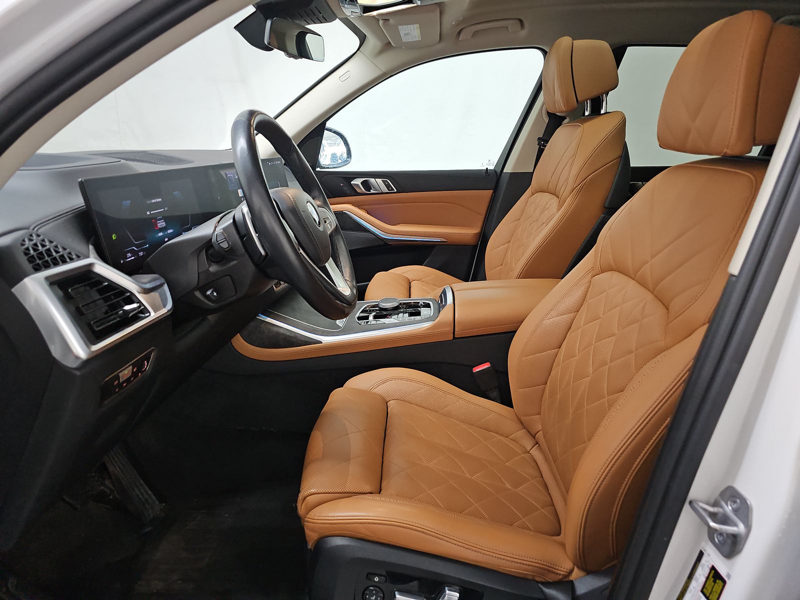 2023 BMW X7 xDrive40i AWD
