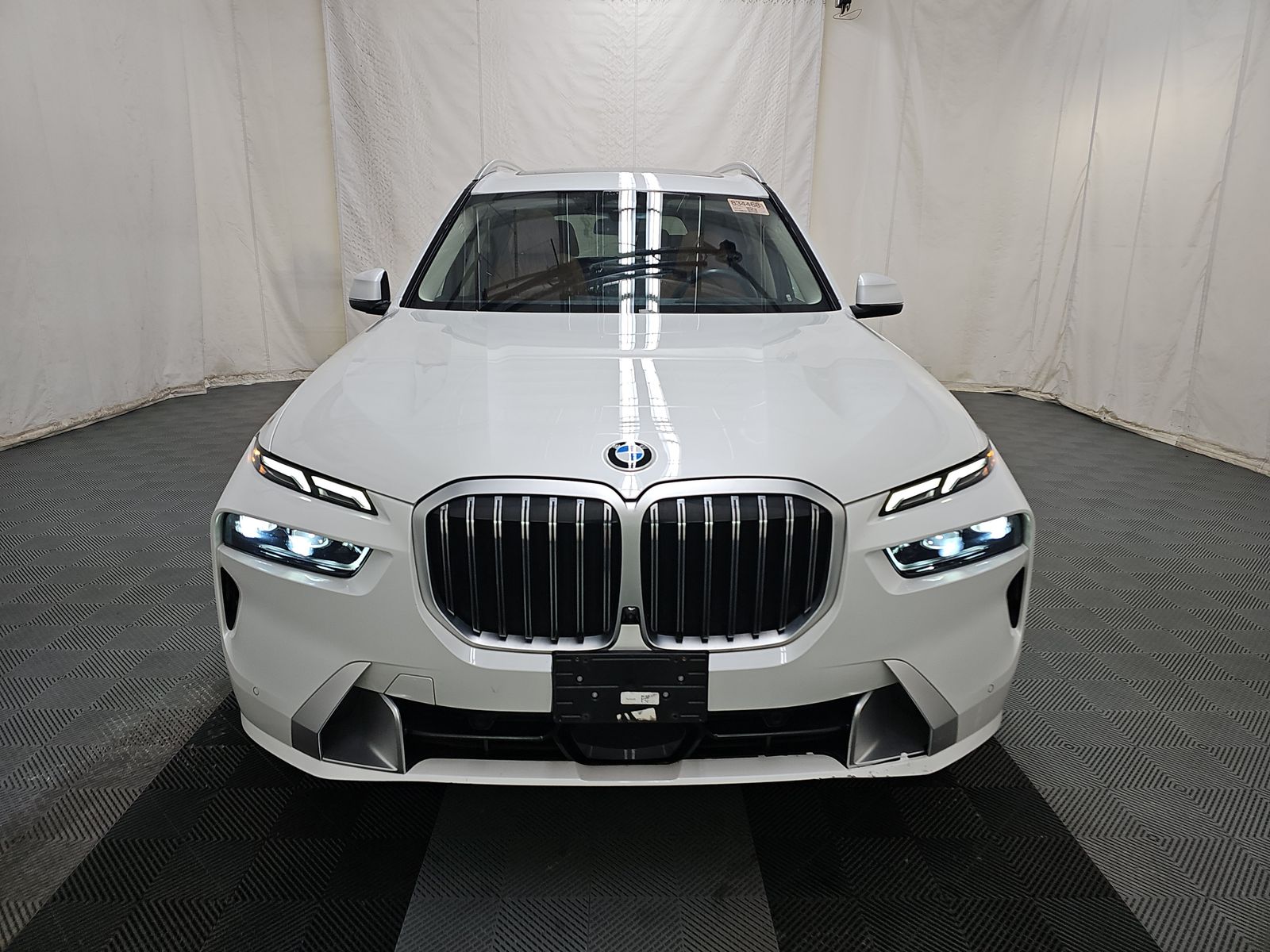 2023 BMW X7 xDrive40i AWD