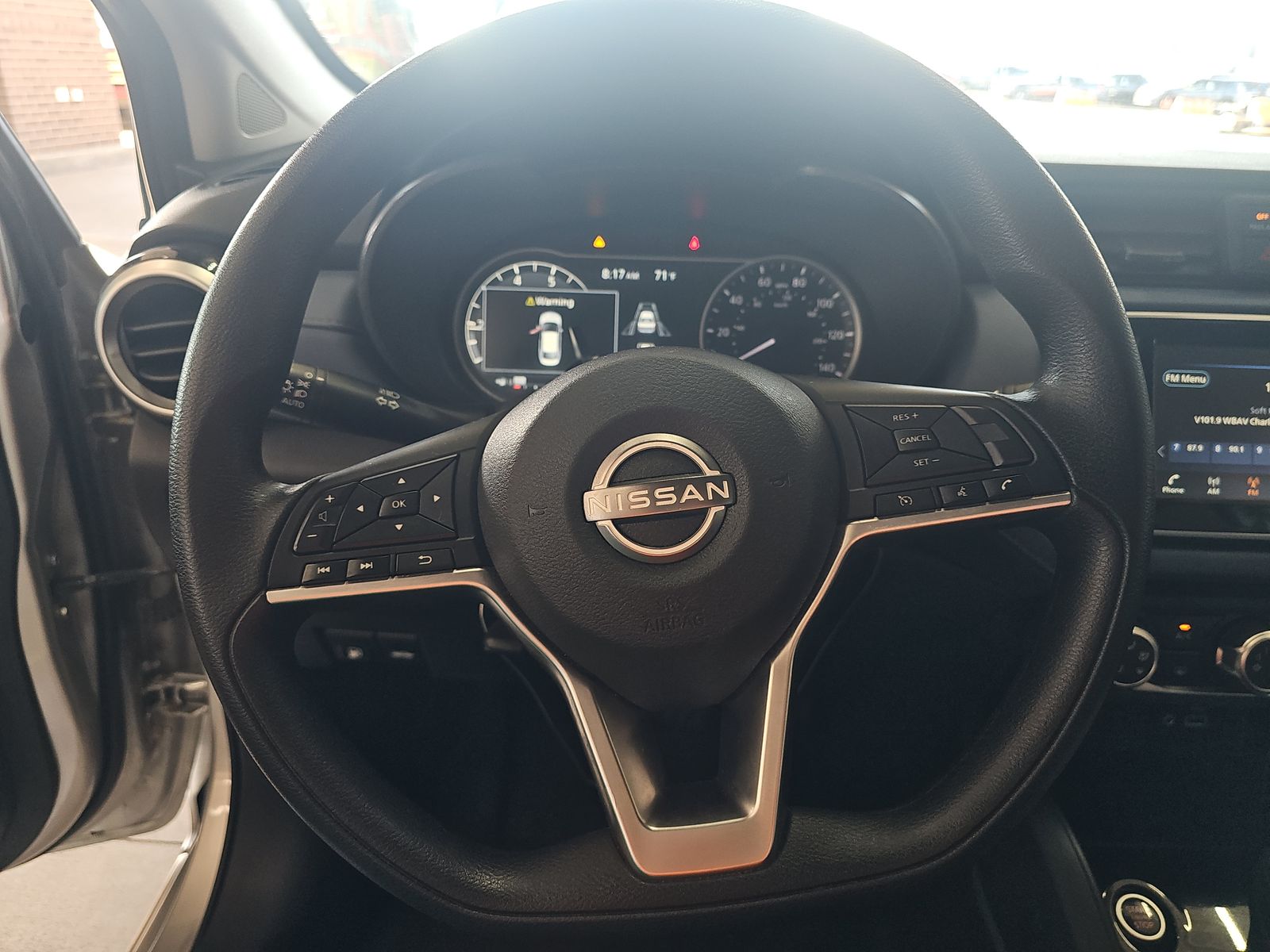 NISSAN VERSA - 6