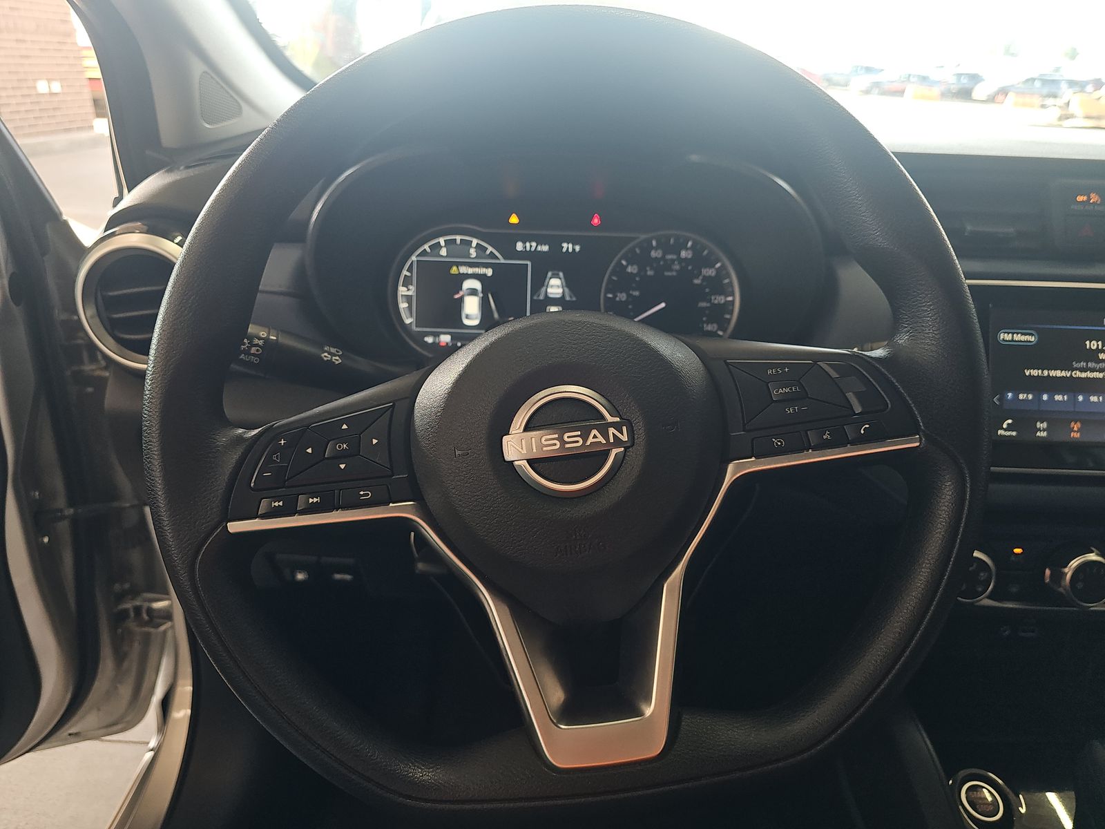 NISSAN VERSA - 1