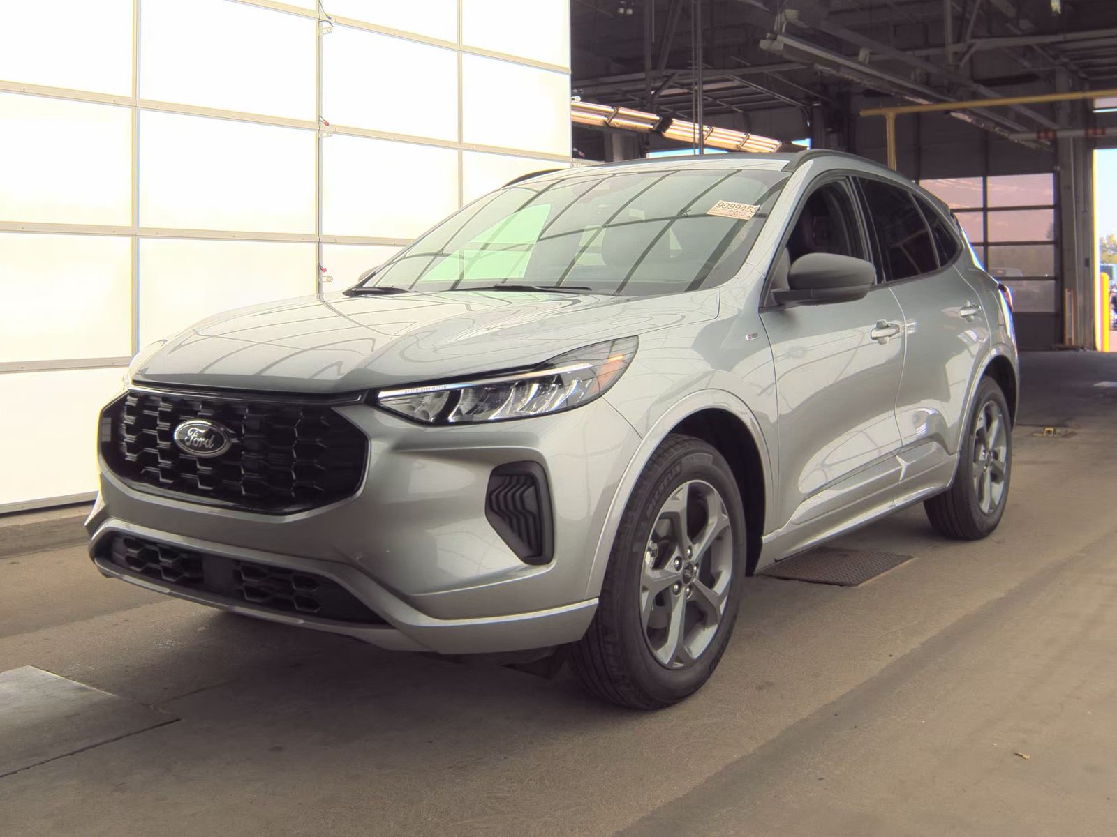 FORD ESCAPE - 1