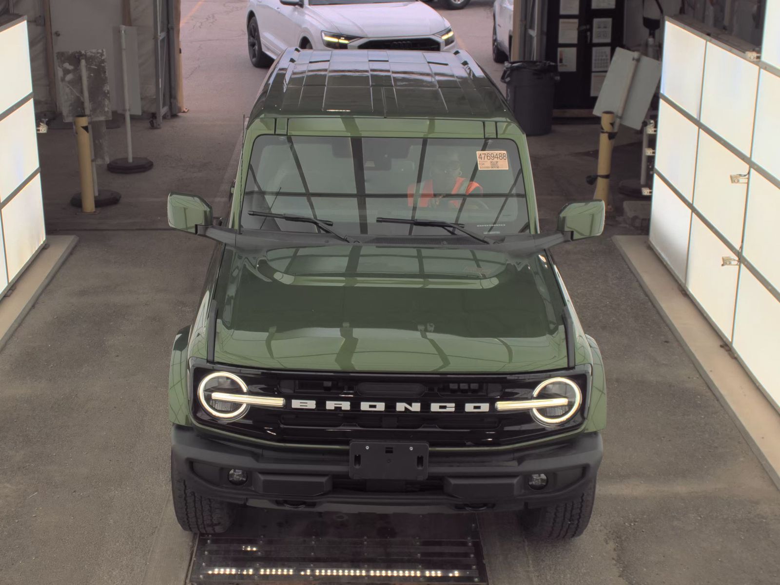 FORD BRONCO - 3