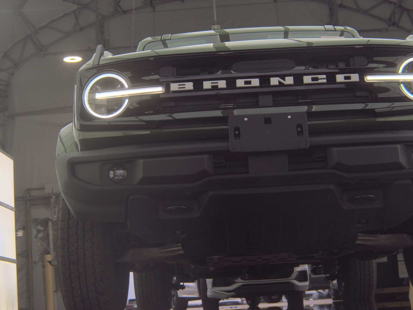 FORD BRONCO - 4