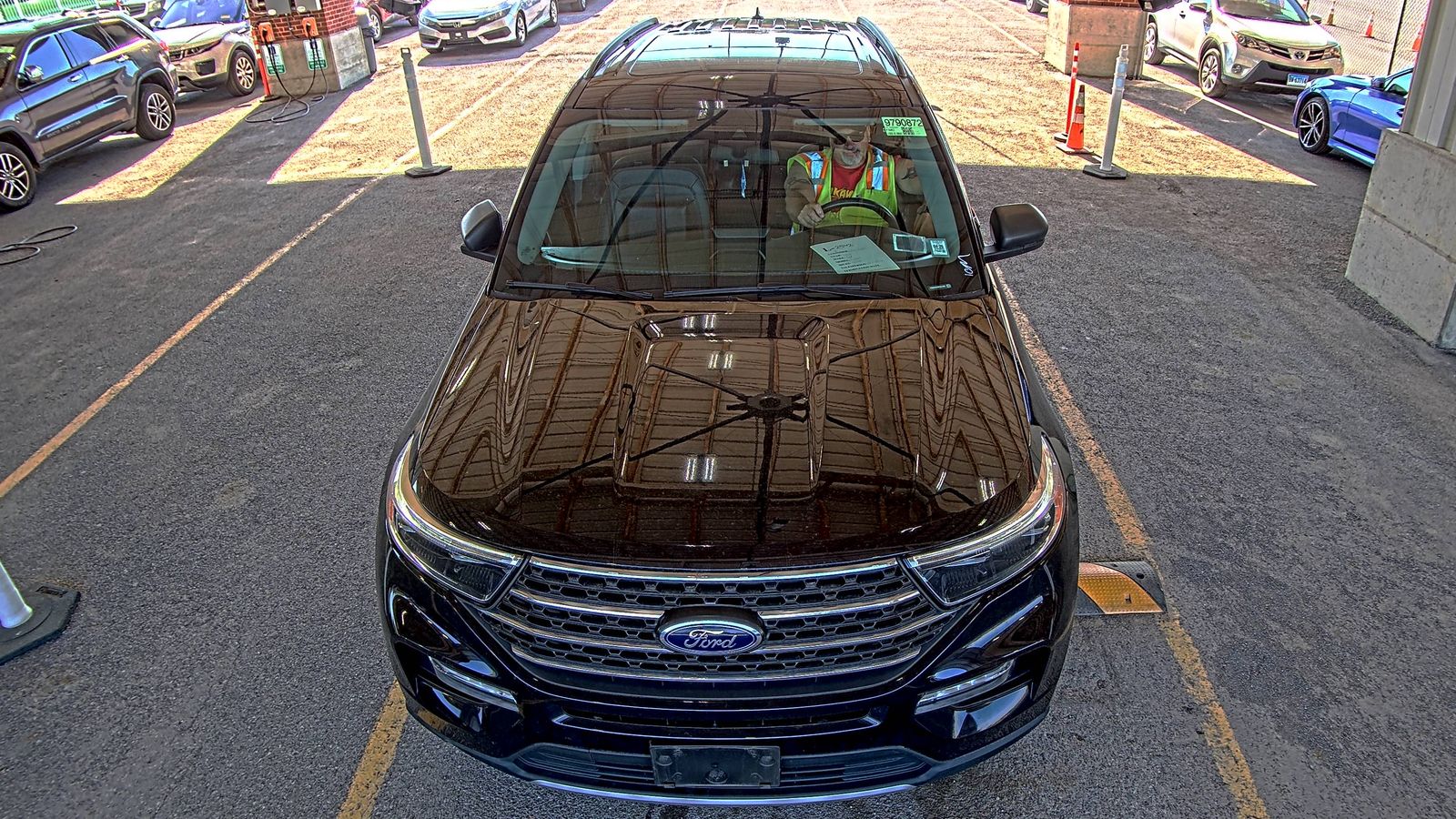 FORD EXPLORER - 3