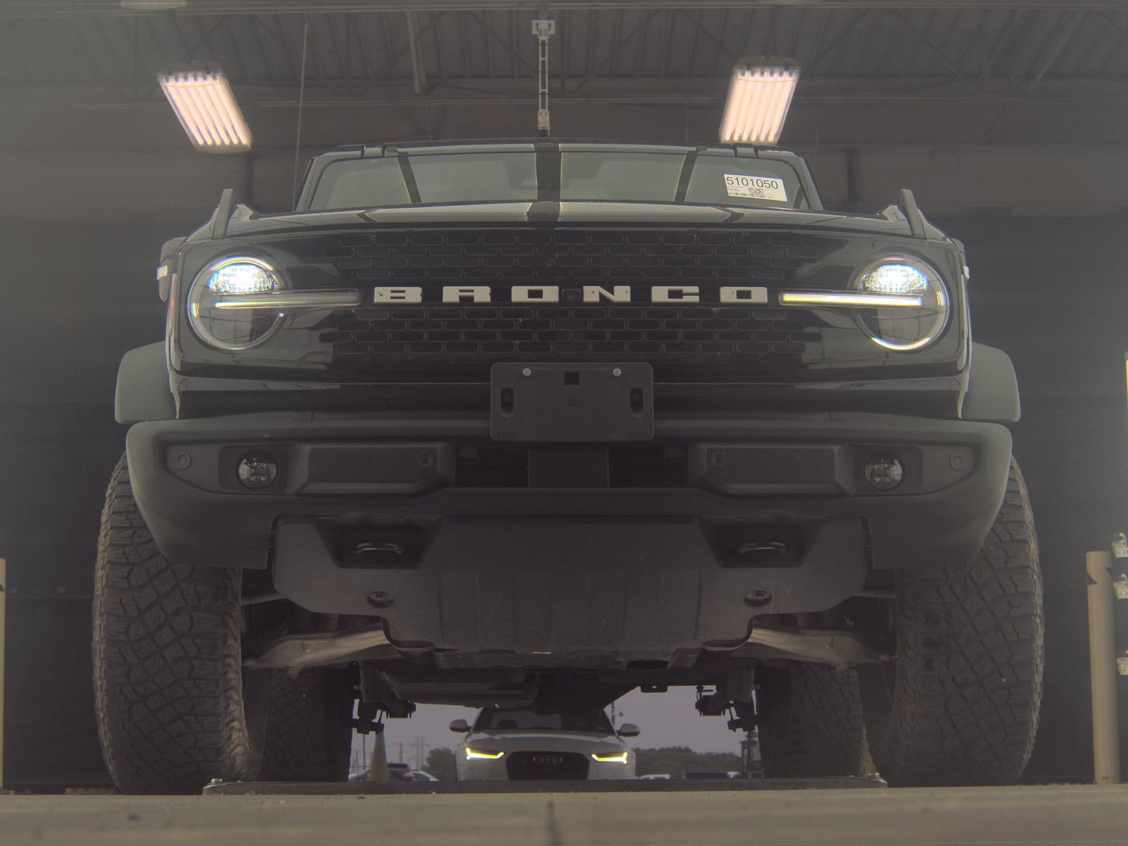 FORD BRONCO - 4